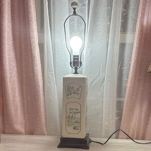 Vintage Ceramic Table Lamp with Chinese Art